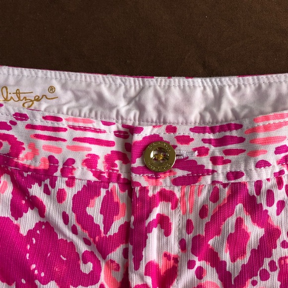 Lilly Pulitzer Liana Magenta Tons of Fun Shorts 8 - Picture 4 of 7